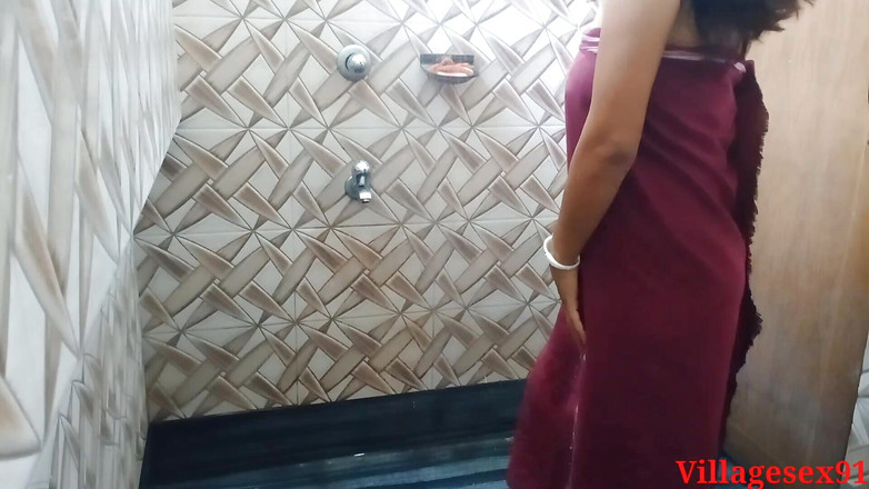 Villagesex91: 我在酒店浴室里操了我的女朋友