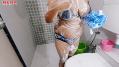Neha: Část - 3 Moje nevlastní sestra ve vaně Sex video Caling s...