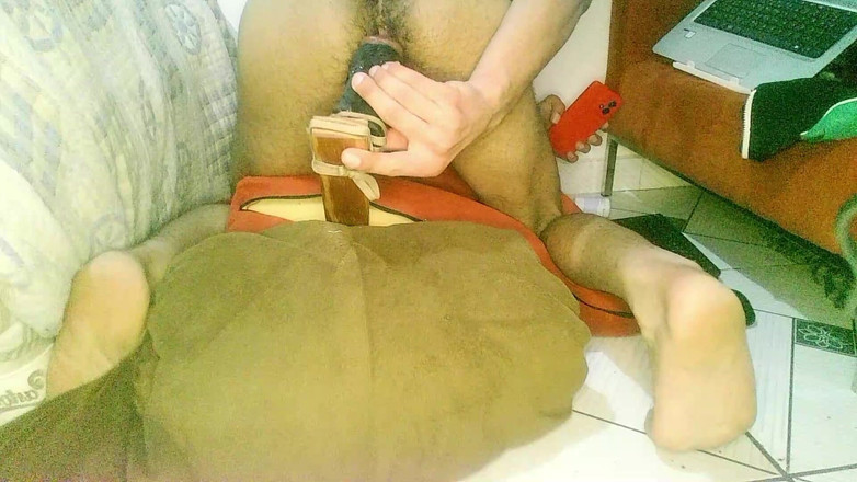 Virtual ToyBoy: Sitter på den tjocka dildon