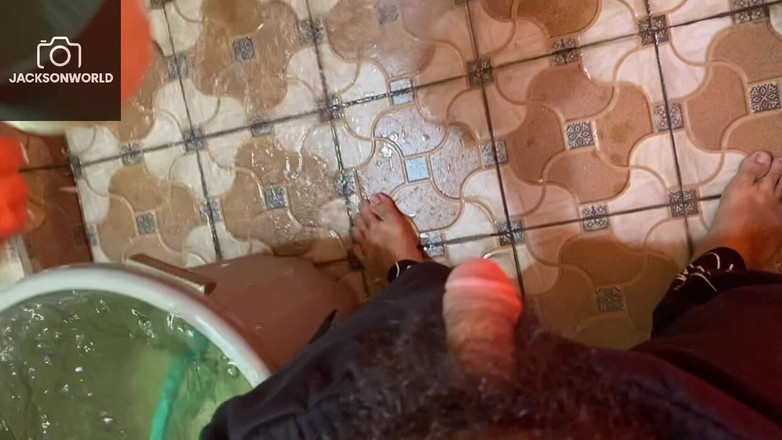 Jackson World: Alone Behind Closed Doors My Secret Solo Session in an...