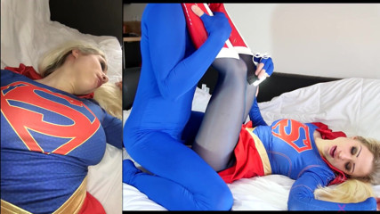 Nylon Xtreme: Gabi Gold je supergirl ošukaná nylonovými punčochami
