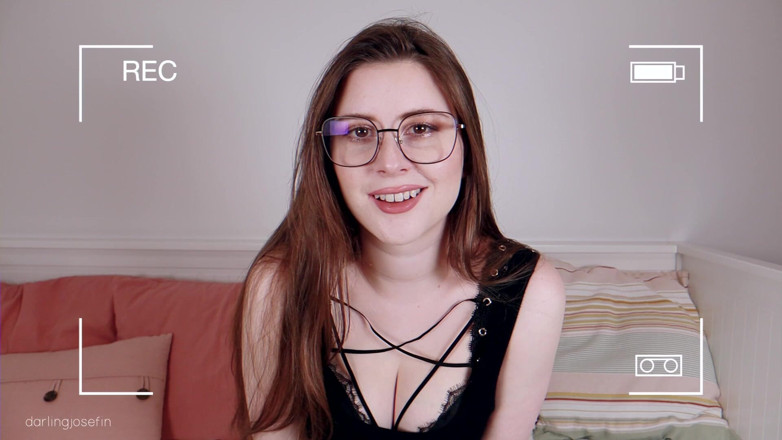 Darling Josefin: 흑형 대물 에게 따먹히는 핫한 금발
