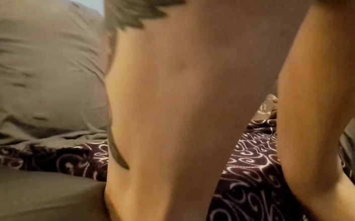 PandoraSG: Cuck creampie nhồi quần lót cho nô lệ phục tùng