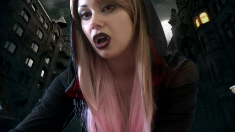 Goddess Misha Goldy: Гігантський вампір хоче пограти для вас... але не надовго!