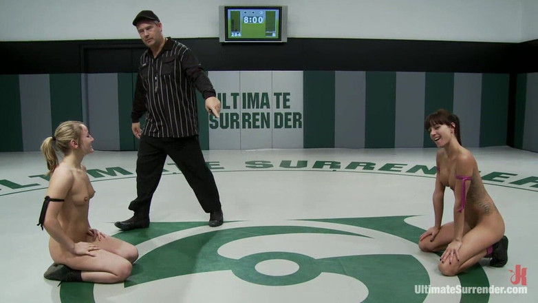 Ultimate surrender by Kink: Джесси "Чирлидерша" Кокс и Gia "Фонтан" Dimarco