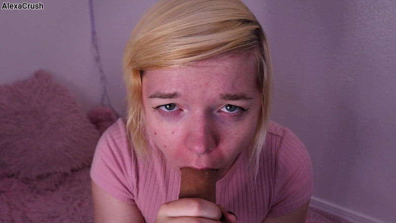 AlexaCrush: Deepthroat and Gagging