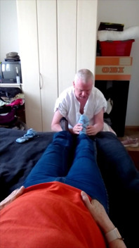 Sexy Nylonfüsse Der Oma Am Nachmittag
