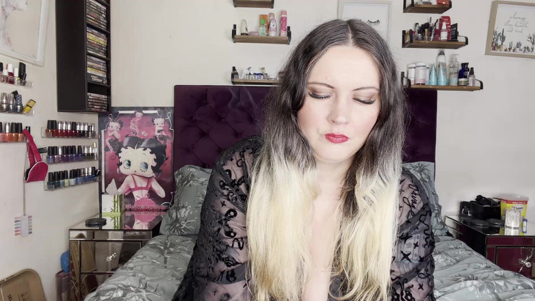 MissFFW: Miss donna donna che fuma sigarette ritorno alla schiena