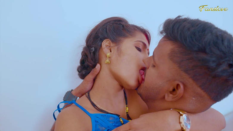 Mr Entertainer: Indian Desi Slim Bhabhi Fucked Hard by Her Devar in...