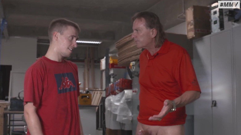 MMV Films: Pannendienst 4: scène 4 sexy Duitse babe en twee jongens