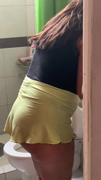 Seduzco En El Bao Y Me Da Las Nalgas Sin Resistirse