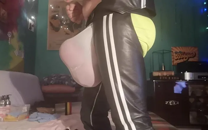 Monster_Meat_: Kinky gear party full show leather