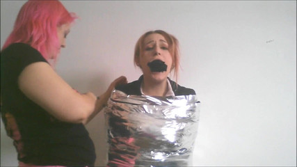 Selfgags classic: 木乃伊化康提！