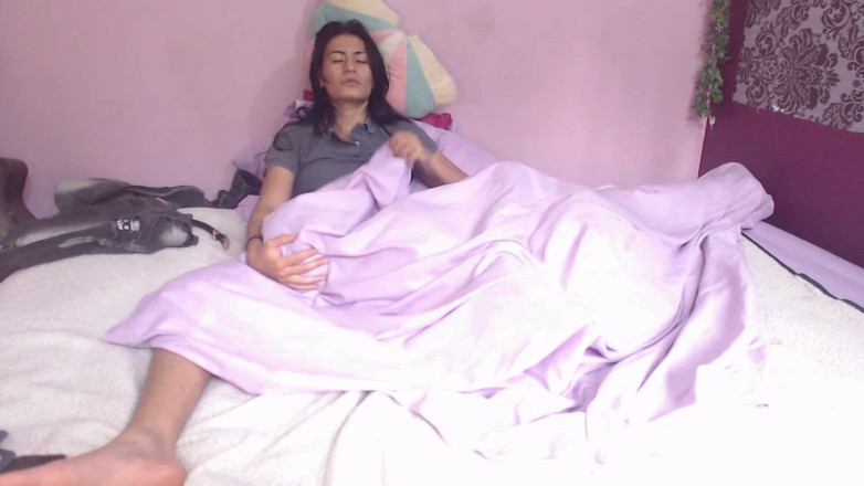 fiesta_porno: Girls Playing Suck and Squirt on Their Faces