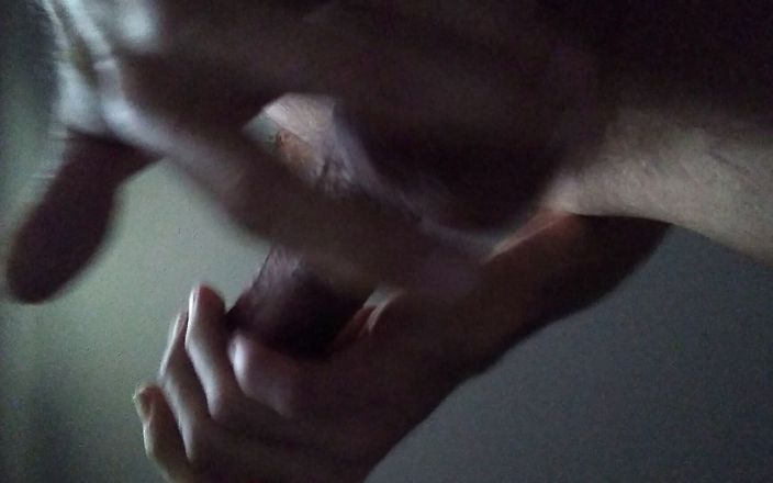 P Scotte&#039;s Videos: Close up - ngocok kontol dan tetesan air mani