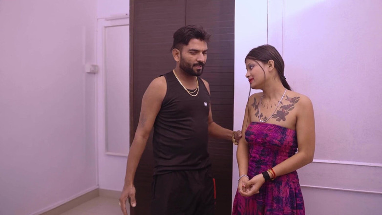 UncutPlus: Cuplu indian face sex pentru prima dată în casă, futai foarte...