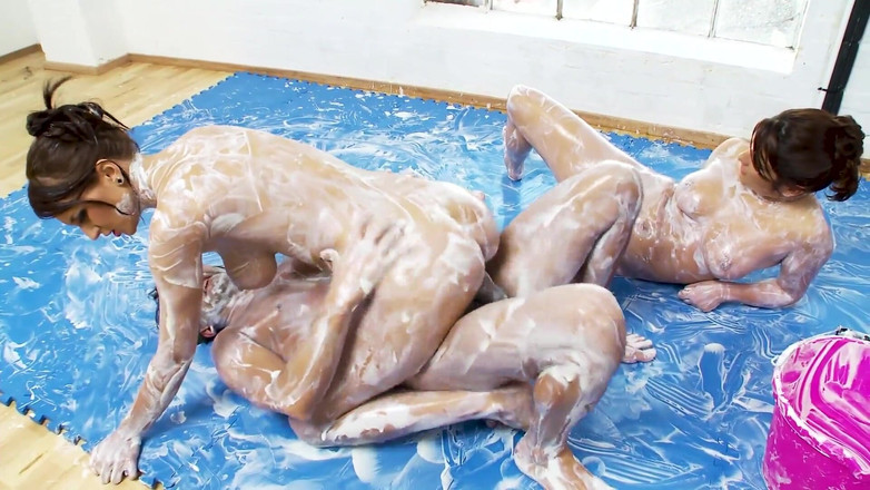 Radical Threesome: Brunette Babes in Wet and Messy Threesome