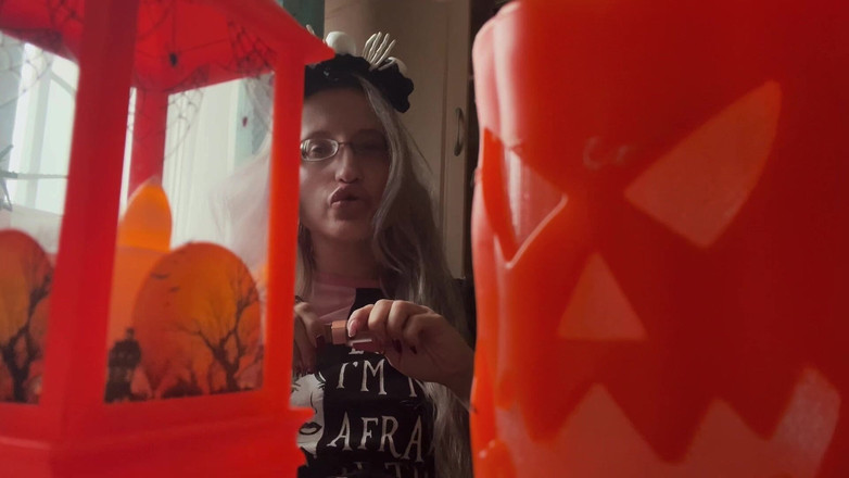 FinDom Goaldigger: Jsi hektnější v růžovém - teď se pošukej mými kalhotkami a...