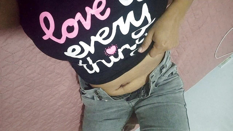 PATY PATY: Urocza dziwka w jej fantazji !! Przed snem nie może przegapić...