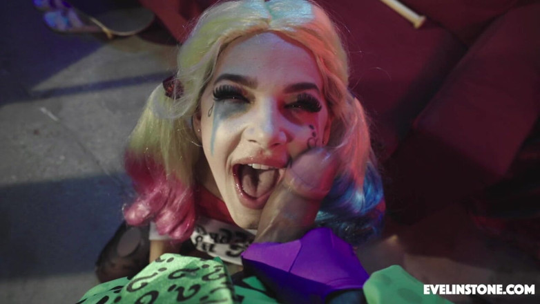 Evelin Stone: Harley quinn cosplay sconfitta scopata in faccia