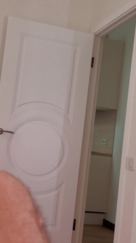 Mama vitregă îmi plesnește fața cu tanga ei murdar - Miroase-l curul! Atunci însămânțează-mi pântecul