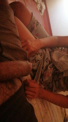 Tina Baby: La mia cameriera ha delle abitudini interessanti di succhiare