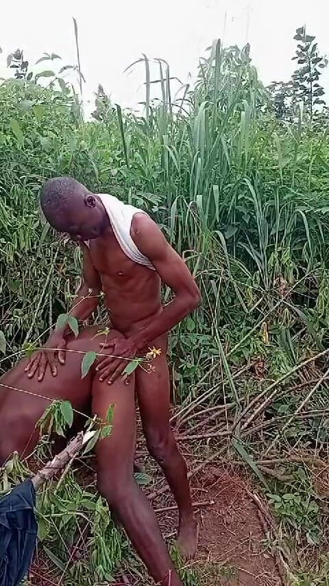 Sexydaddy: खेत के अंदर आउटडोर मैराथन सेक्स
