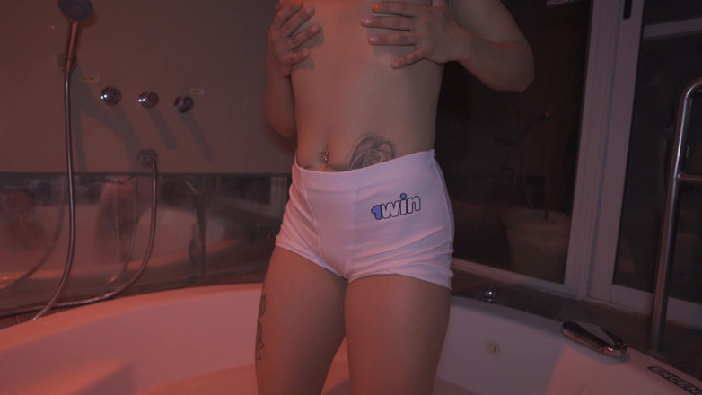 Sweet American: Meine stiefschwester zieht sich im auto aus, ich nehme sie...