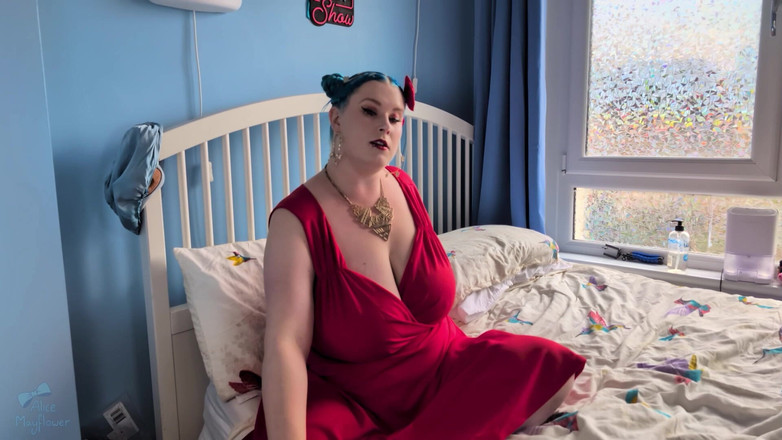 Alice_Mayflower_Scottish: Jeu de rôle avec une salope, orgasme, suce un gode...