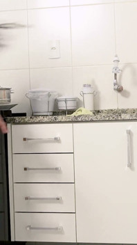 Ik heb de stiefmoeder van mijn vriend echt geneukt