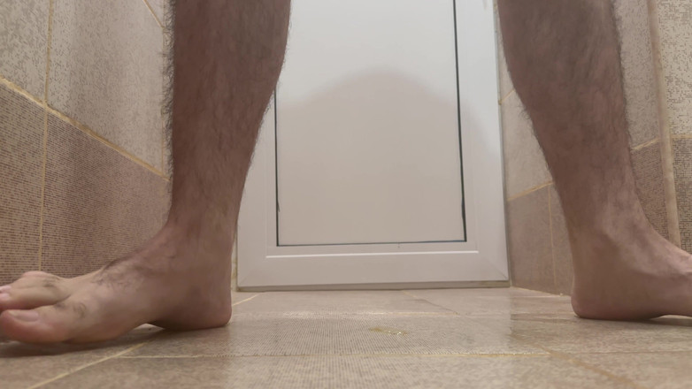 Weird-bisex: Introducere anală cu pulă cu piercing în sticla de castitate