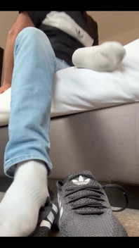 Just Arrived in Manchester with My Sweaty Socks on! Who Sniffs?