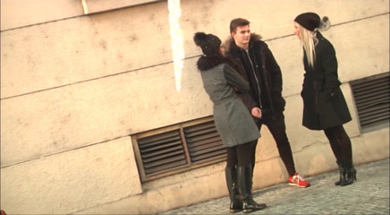 18 CLUB: Uma Zex în sex în trei la dubă