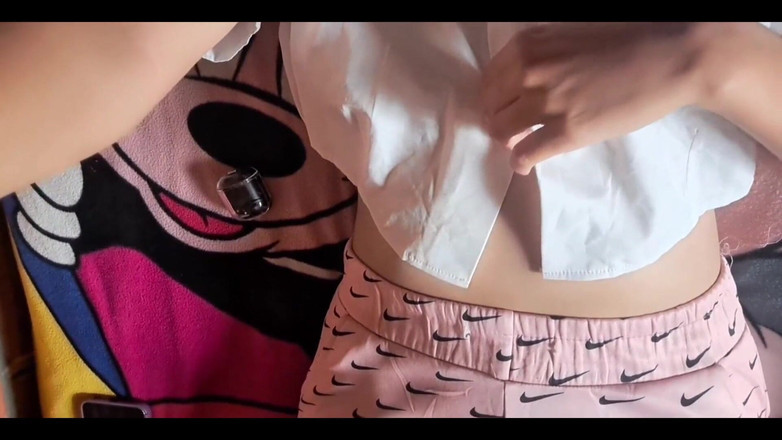 Yulieth Gomez: このテーブルにすごく夢中だ!激しいオーガズム!無料の膣マッサージポルノ