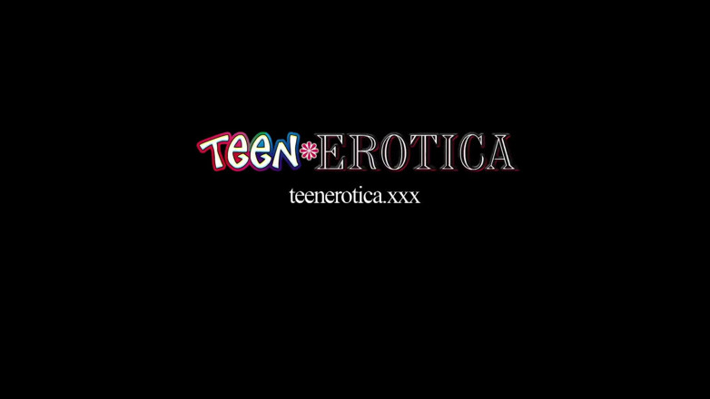 Teen Erotica XXX: Teen bohyně Henna Ssy má vystříkaný její velmi jemný zadek