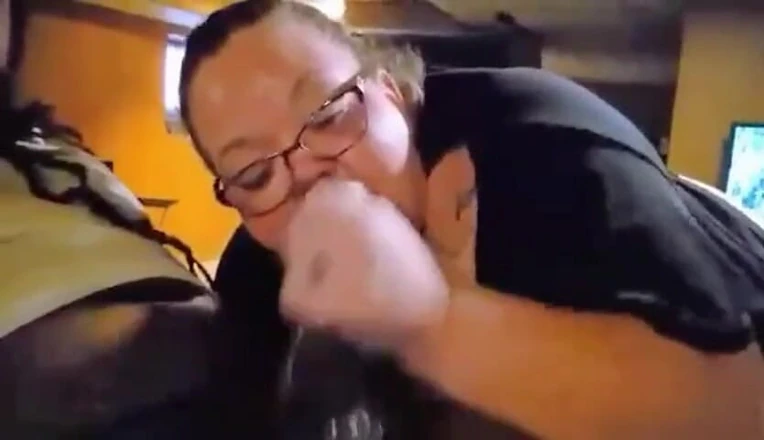 Kimmywetwet: BBC Cumming on the Toxic Piggys Glasses After Sloppy Deepthroat