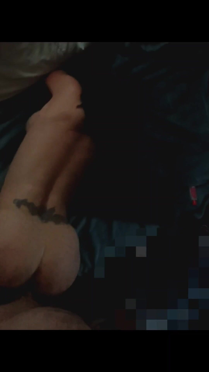 Pussy hound: Sorellastra scopa parte 2