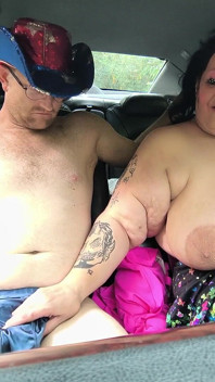 애무 하드 N 그녀는 다시 좌석을 배치 할 준비가 N 섹스 Wtf이었다? 