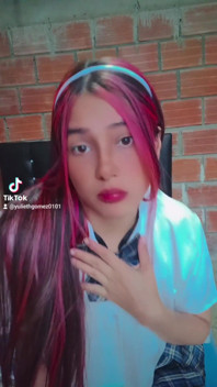 Colombian Girl Makes Tiktok for Her Best Friend and Then Sucks His Dick Part #1