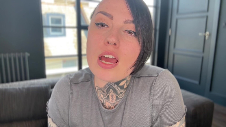 Miss Valentina: Bertahan dari pancutan mani anda sendiri