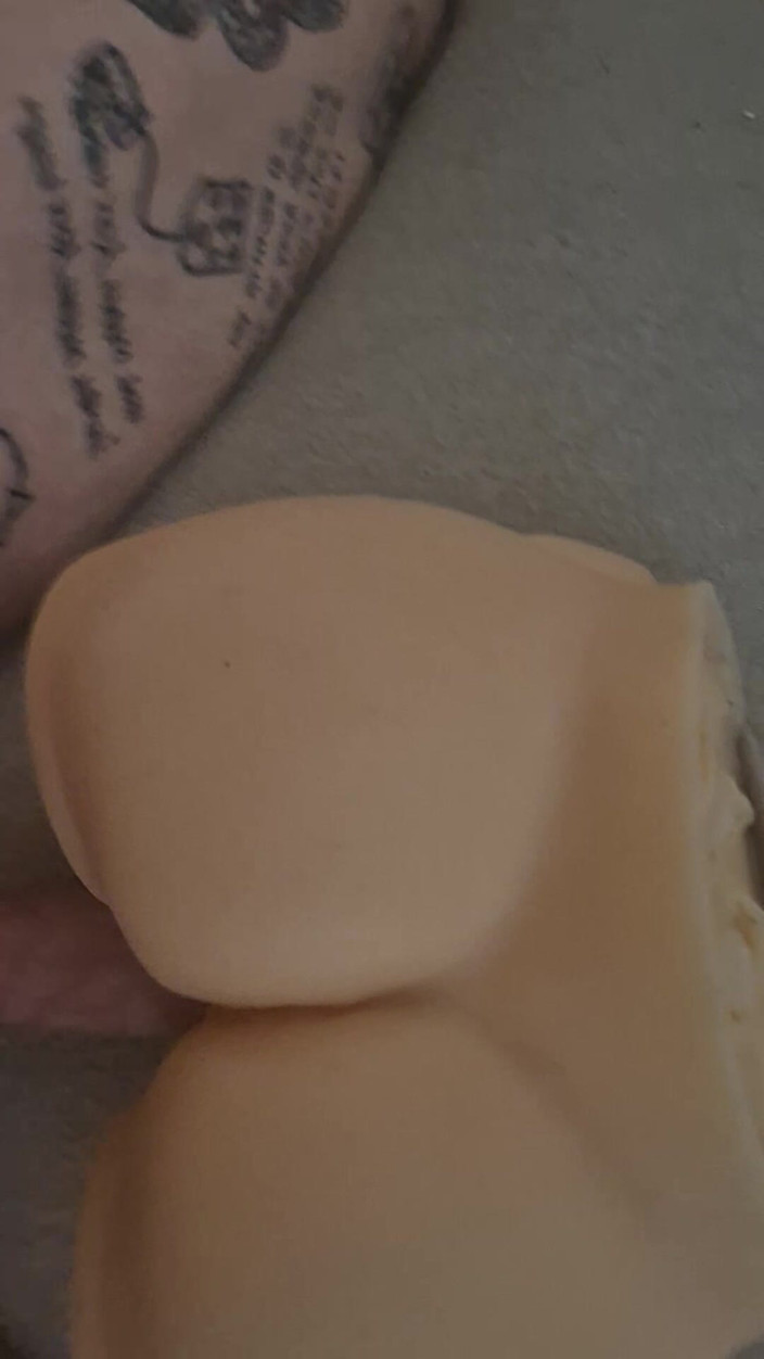 Lonelyme: Ma première vidéo, je joue avec un torse