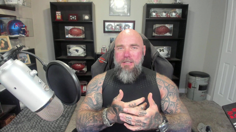 Raw and Uncensored with Masculine Jason: Ta bezpečnější myšlenka, kterou můžeš mít!