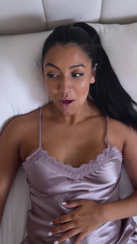 Courtney v: Okouzlující hedvábné scarves, Gagged, Svázaná a Svázaná (4k)