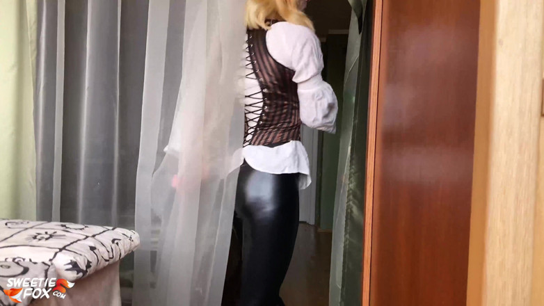 Sweetie Fox: Redhead fingering and pussy fucking dildo - Steampunk cosplay