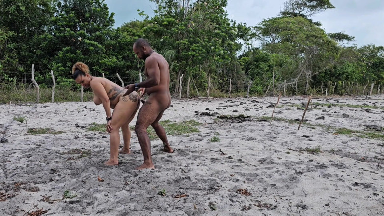 MARCIO BAIANO: Playing the Ball on The Field with My Neighbor We...