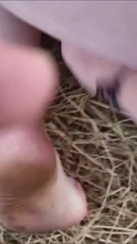 Creampie inconnu devant une baise publique avec danger