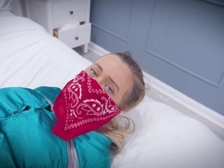 Gag Attack: Beth - spelar damen
