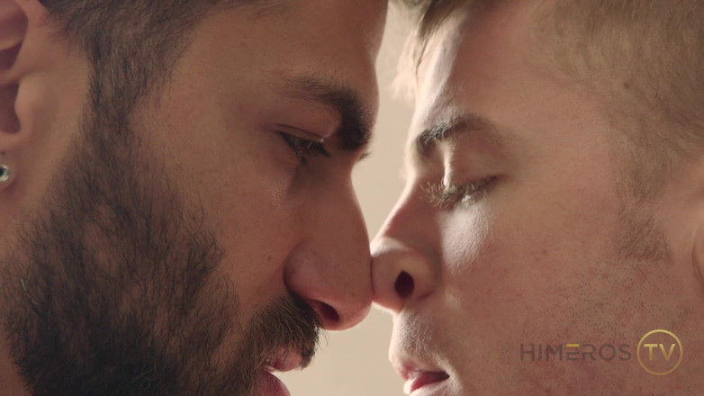 Himeros.tv: The Peach Scene