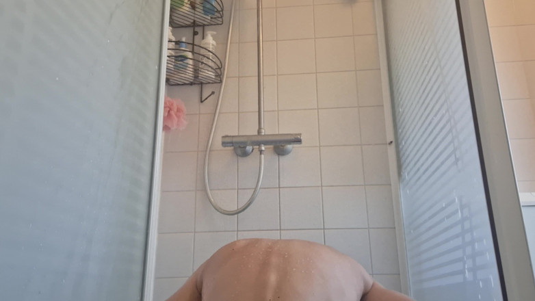 SteveSmokeHolland: Horká mýdlová sprcha # 7