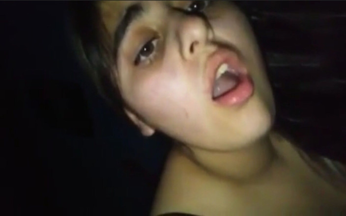 Dasi noor doll: Красива тінка, чудові сцени мінету та гарячий секс зі своїм хлопцем